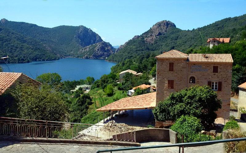 Ucciani 95M2 Au Calme A 25Mn Ajaccio, Plages, Linge Inclus Parking Ok מראה חיצוני תמונה